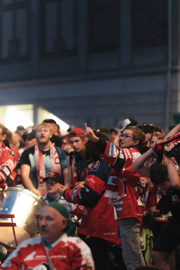 Enhancing Fan Engagement in Hockey Loyalty and Community